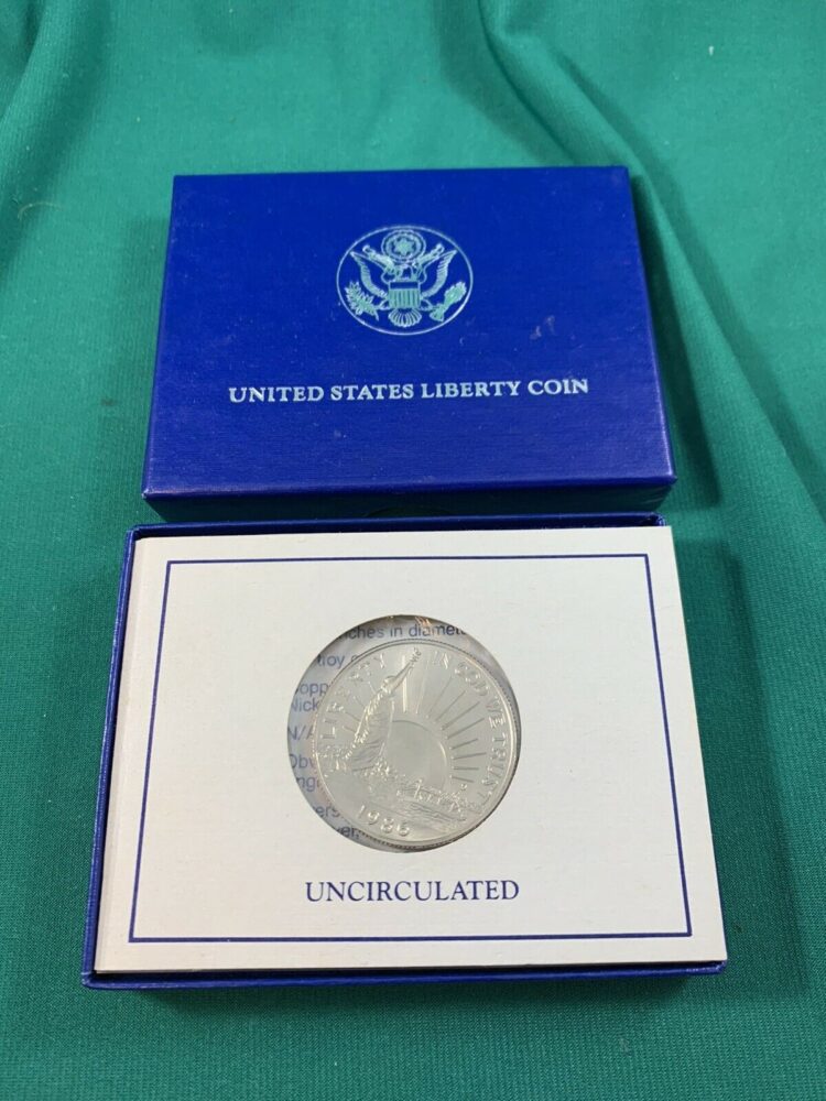 PROOF 1986 Statue of Liberty 100th US Mint HALF DOLLAR Modern Commemorative - Image 3