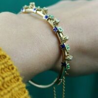 Retro 14K Yellow Gold Diamond Bangle Bracelet Enamel Clover Fleur De Lis Design