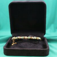 Retro 14K Yellow Gold Diamond Bangle Bracelet Enamel Clover Fleur De Lis Design - Image 7