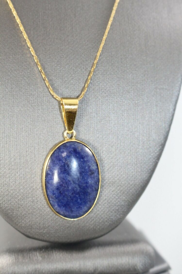 FABULOUS 14K YELLOW GOLD OVAL BLUE SODALITE PENDANT WITH 20" CHAIN - Image 3