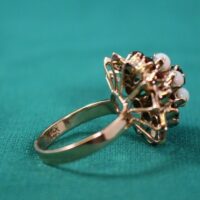 Spectacular Vintage 14K Yellow Gold Ring with Garnets & Opals - Image 9