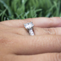 Platinum Round Diamond Wedding Ring - Image 2